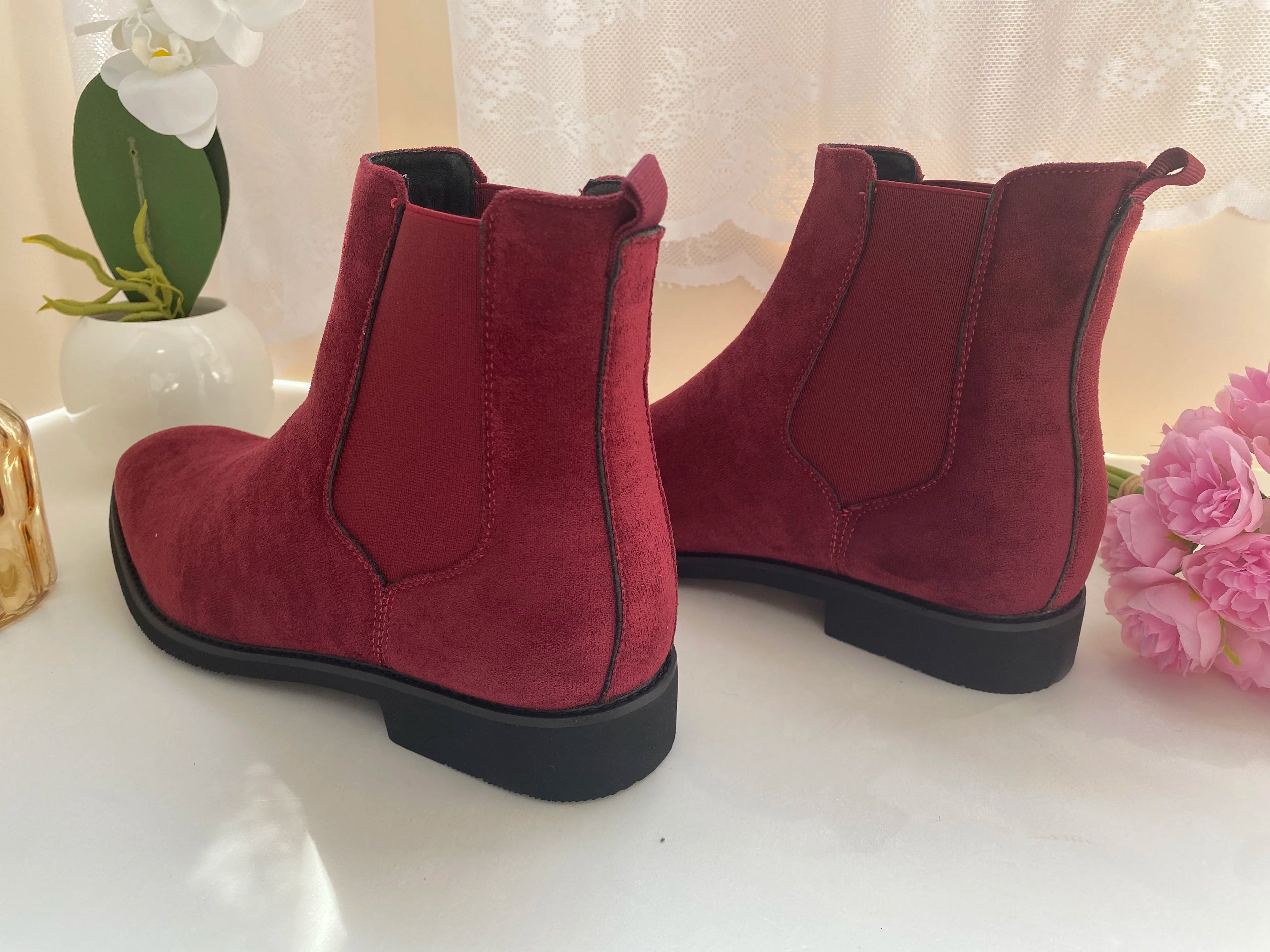 Beige Men Chelsea Boots Black Flock Round Toe Slip-On Business Handmade Men Boots  Botas De Hombre Wine Red Shoes Men