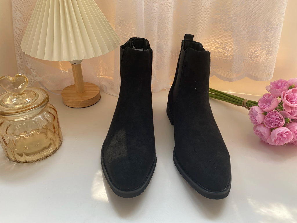 Beige Men Chelsea Boots Black Flock Round Toe Slip-On Business Handmade Men Boots  Botas De Hombre Wine Red Shoes Men
